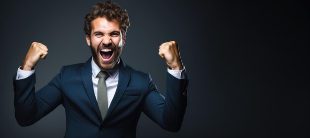 Photo very happy businessman rejoices at a successful project
