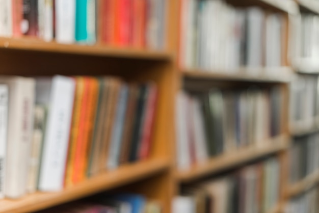 Verzameling van boeken op de planken