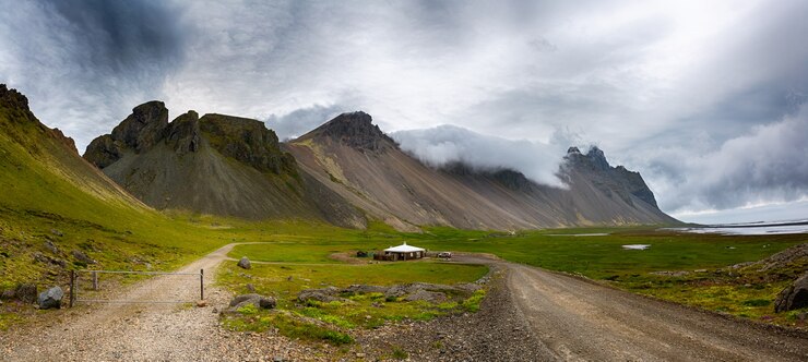 Vestrahorn Stokksnes-gebergte, Batman-berg, de Zomer van IJsland.