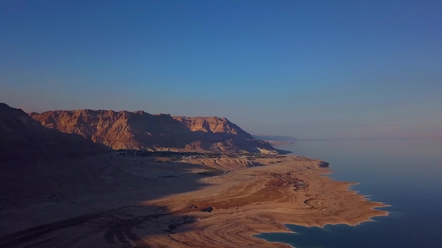 viaduct van de dode zee en woestijn in Israël