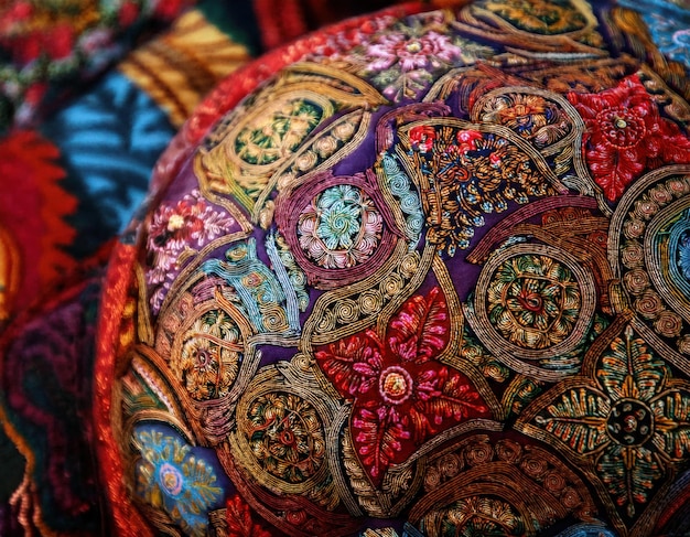 vibrant textiles traditional malaysian fabric and weaving
