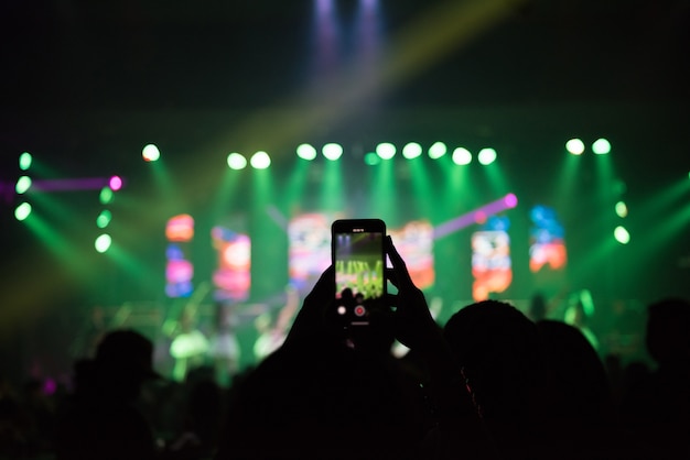 Video recording of the concert on the phone a smartphone. 