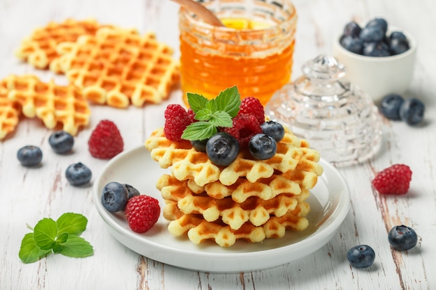 Viennese crispy waffles with fresh berries 