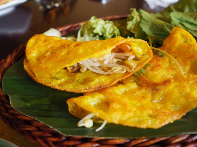 Foto vietnamees traditioneel eten met ei