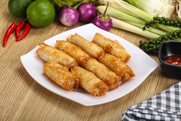 Photo vietnamese cuisine fried spring roll