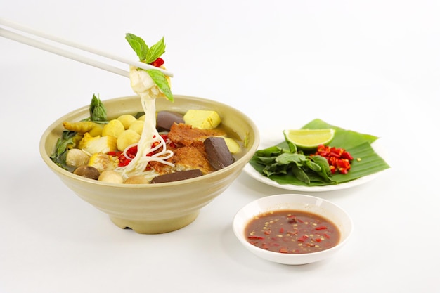 Vietnamese Noodle with Vegetable