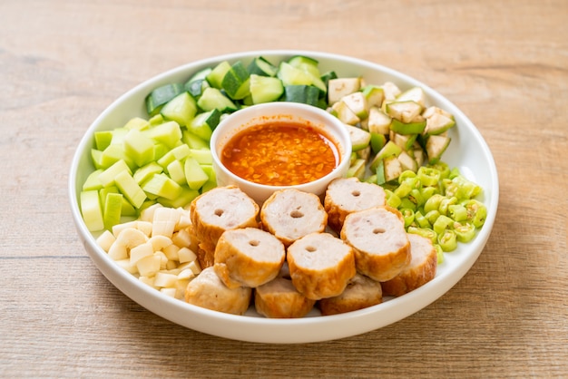 Vietnamese pork  meatball with vegetables wraps (Nam-Neaung or Nham Due)