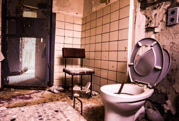 Photo view of an abandoned bathroom