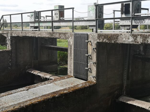 廃墟の建物の景色