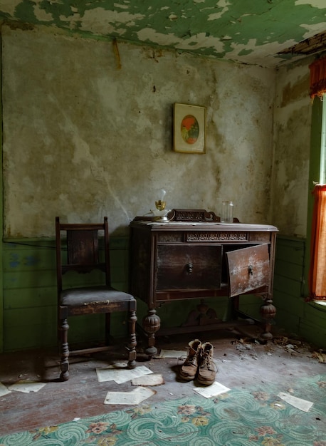 Photo view of abandoned house