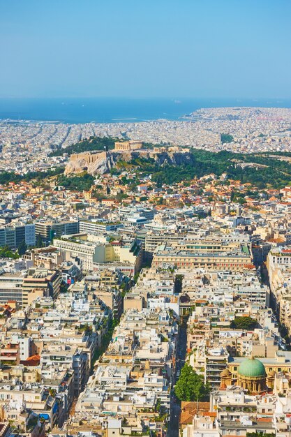 ギリシャ、リカベトスの丘からのアテネ市の眺め