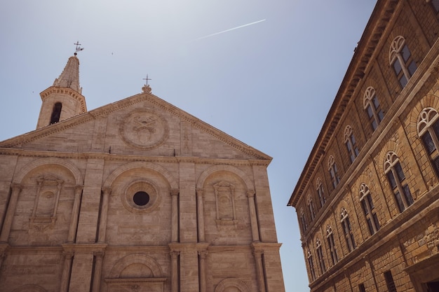 Foto vista del bellissimo duomo nella famosa città di pienza, in toscana, in italia