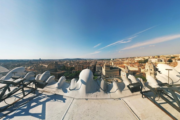 Foto vista del cielo blu e delle nuvole