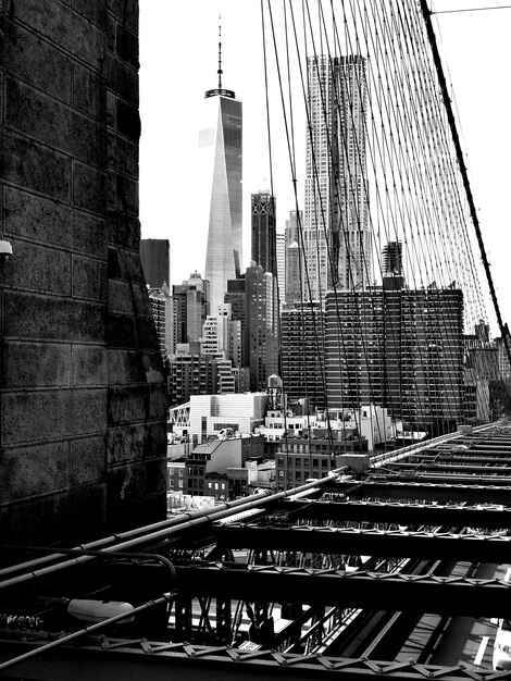 Photo view of bridge in city against sky