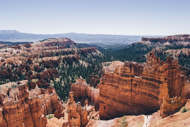 Foto vista del parco nazionale di bryce canyon contro il cielo