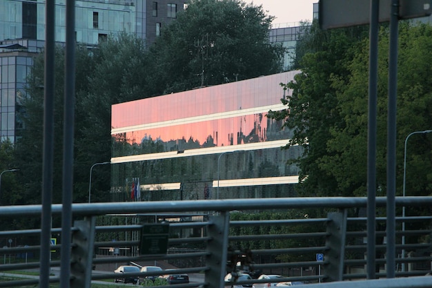 Photo view of buildings in city