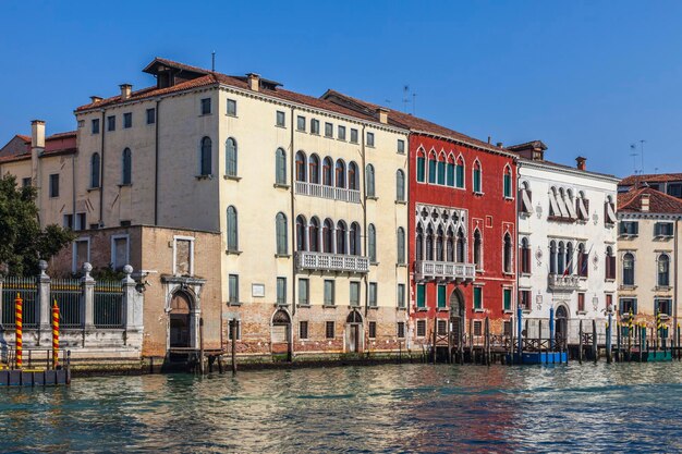 Foto vista degli edifici della città