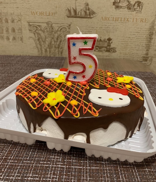 Premium Photo View of cake on cutting board