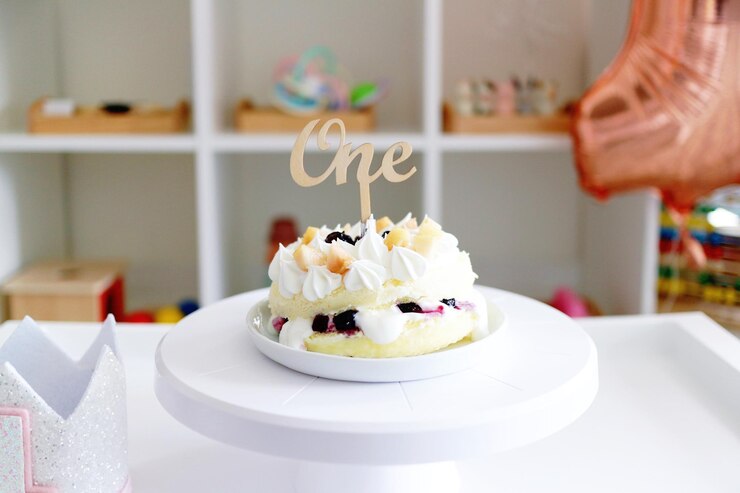 Photo テーブルの上のケーキの景色
