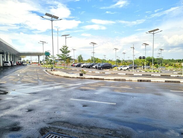 Photo view of the car park at the airport