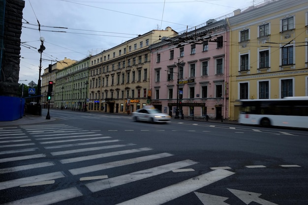 Foto vista delle strade e degli edifici della città
