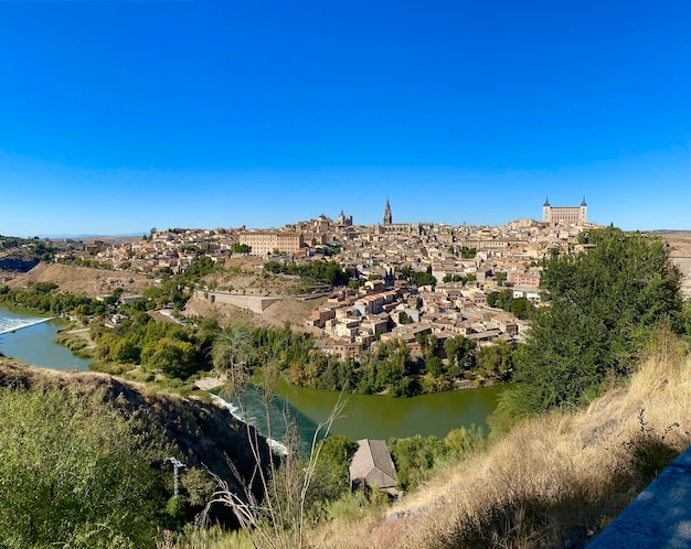 Photo view of the city of toledo