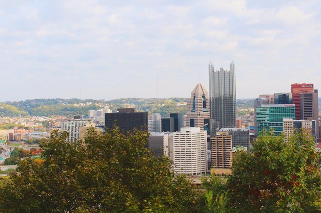 Photo view of cityscape against sky