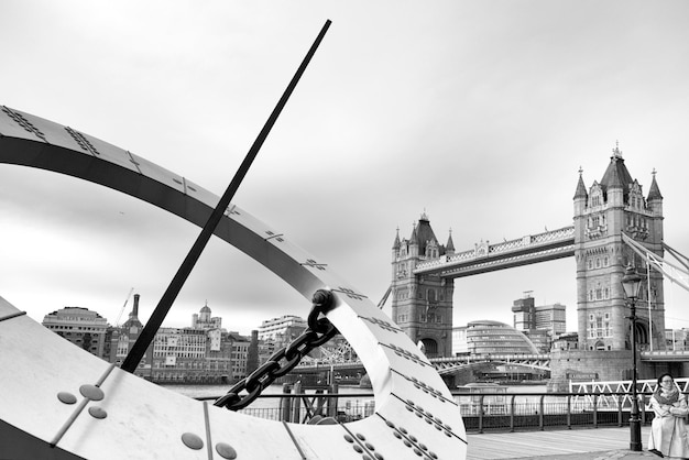 Photo view of cityscape against sky