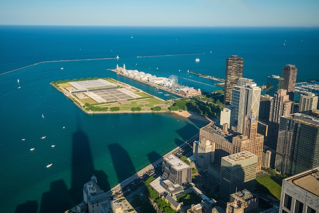 Photo view of downtown chicago from above