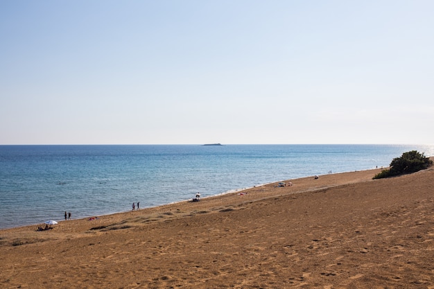 Una vista di dune sulla spiaggia