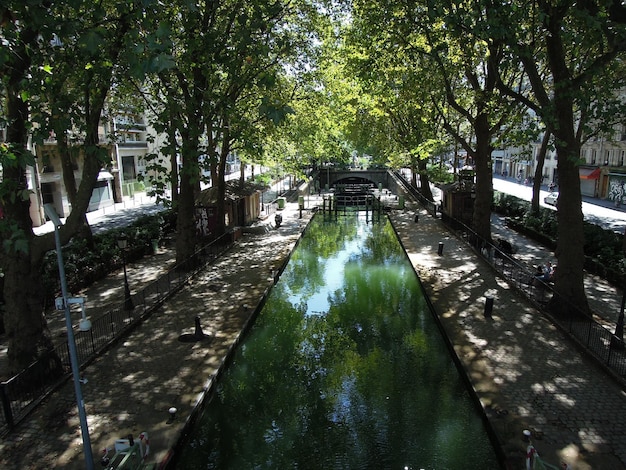 Photo view of footbridge