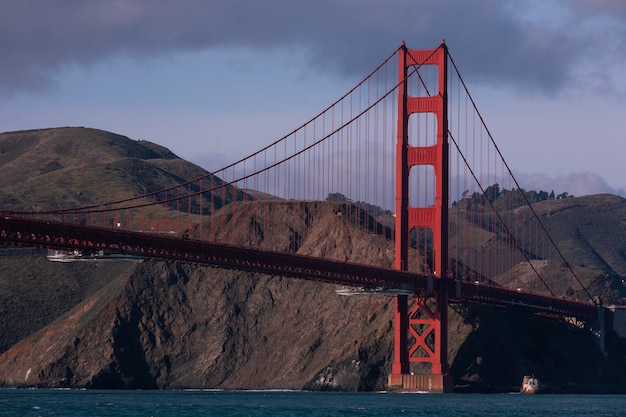 カリフォルニア州サンフランシスコのゴールデンゲートブリッジからの眺め