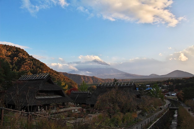 夕方の日本の富士山の眺め