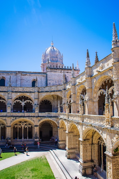 Foto vista dell'edificio storico