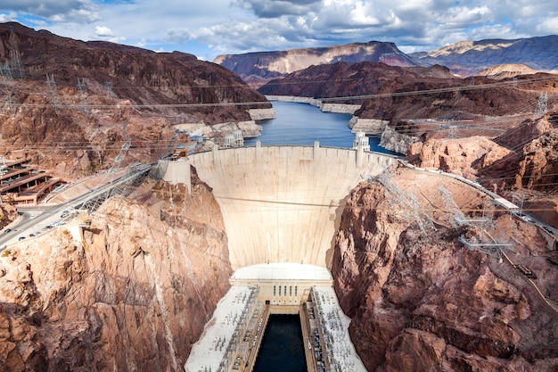 Vista della diga di hoover in nevada usa