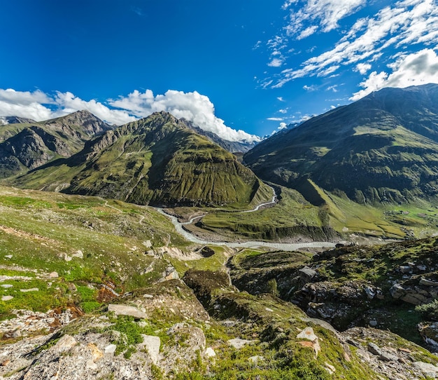 Photo view of lahaul valley in himalayas