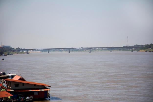 Photo view landscape and mekong river at riverside of nongkhai city in nong khai thailand