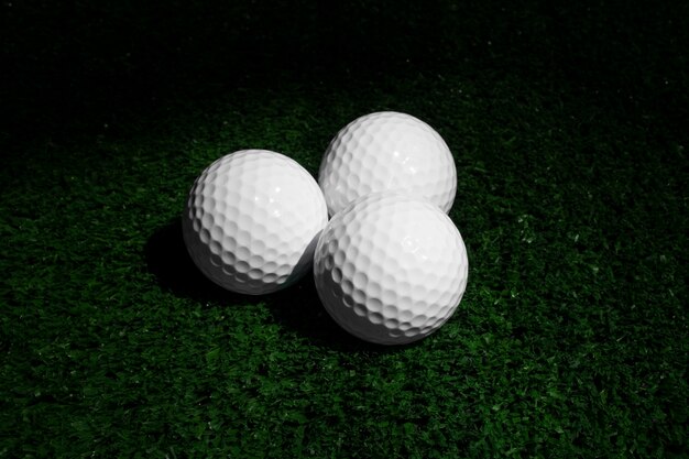 Фото Вид на мячи для гольфа