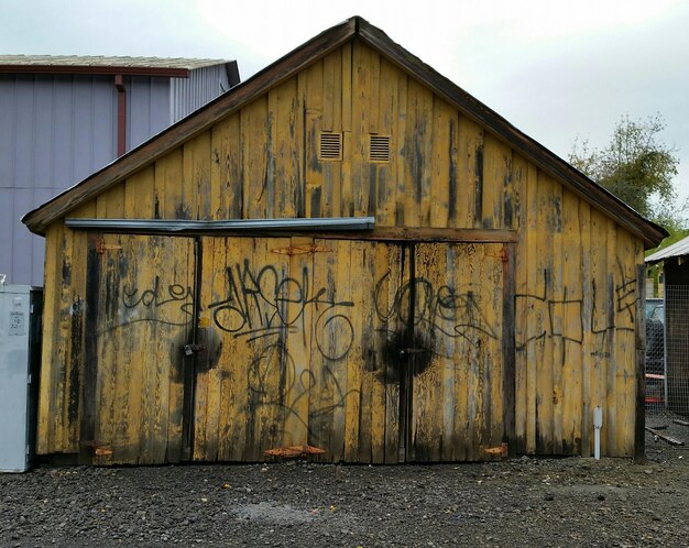 Photo view of old building