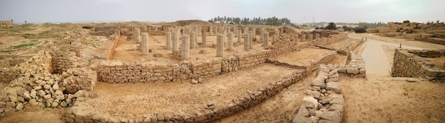 Photo view of old ruins