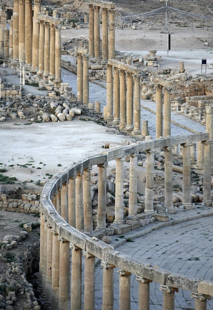 Photo view of old ruins