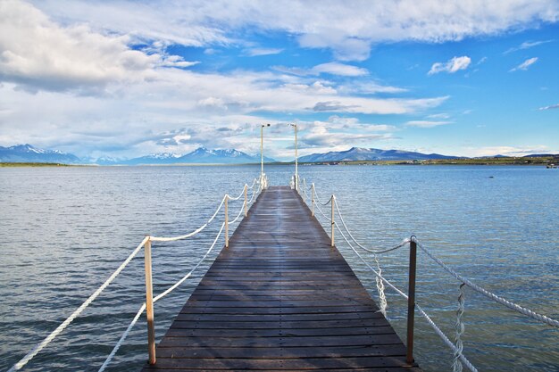 La vista dell'oceano pacifico, puerto natales, cile