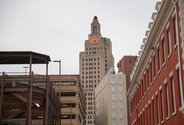 A view of the parking garage from the parking garage.