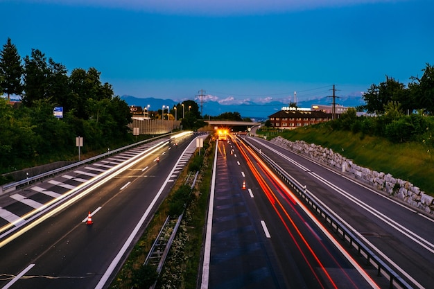 Vista dei binari ferroviari