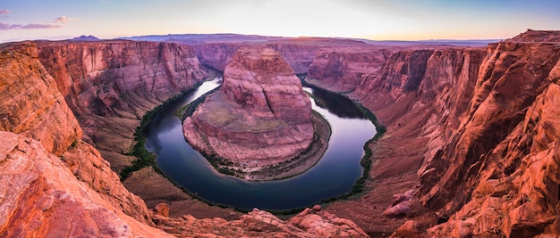 Photo view of rock formations