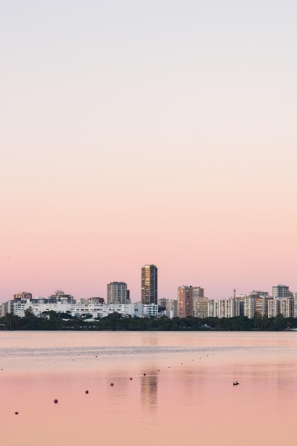リオデジャネイロのロドリゴ・デ・フレイタス・ラグーンの眺め