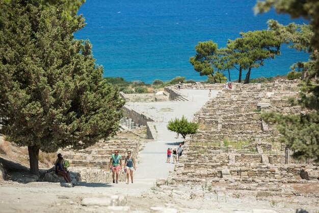 Photo view of ruins in ancient city of kamiros on rhodes, greece