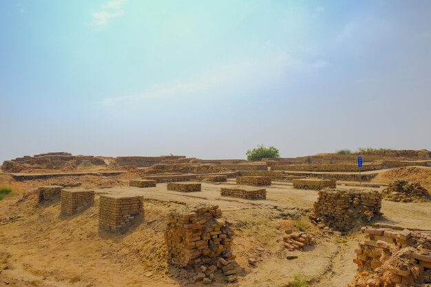 Photo a view of the ruins of the fort of jaisalmer.