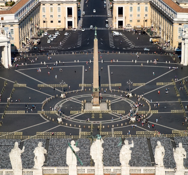 Photo view of st peter's square from the roof of st peter's basilica, rome