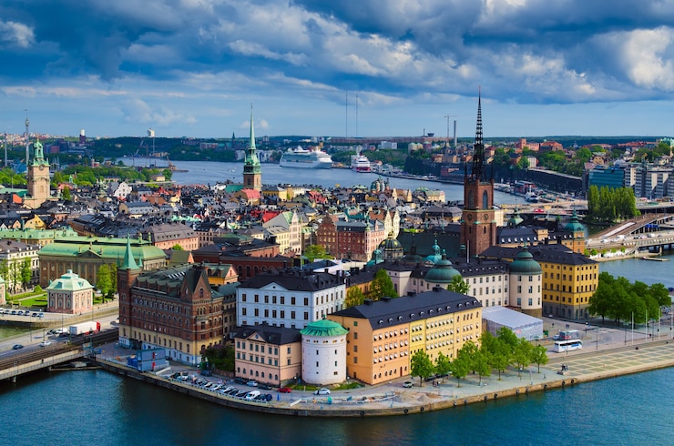 Photo view of  stockholm from the city hall  tower, travel sweden architecture background